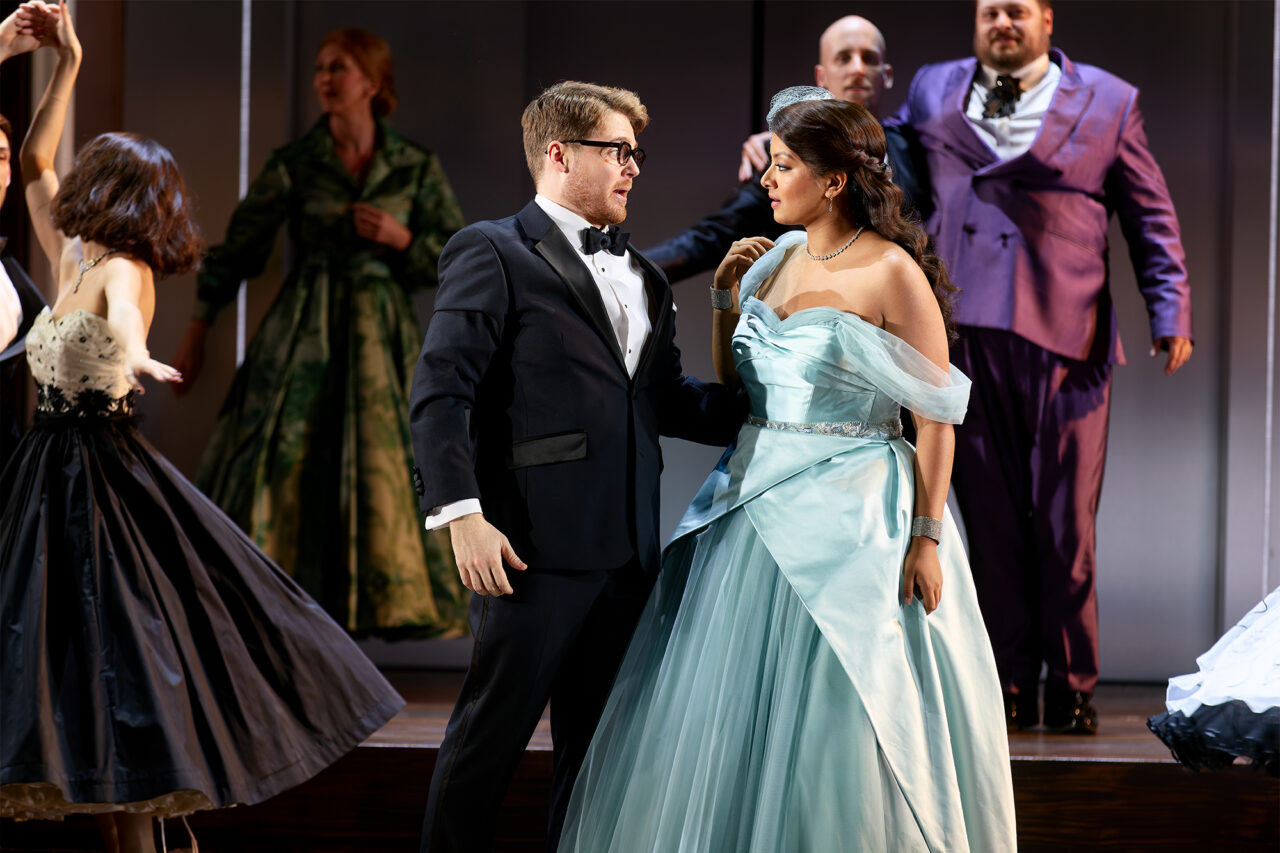Watch the trailer for Cinderella from English National Opera