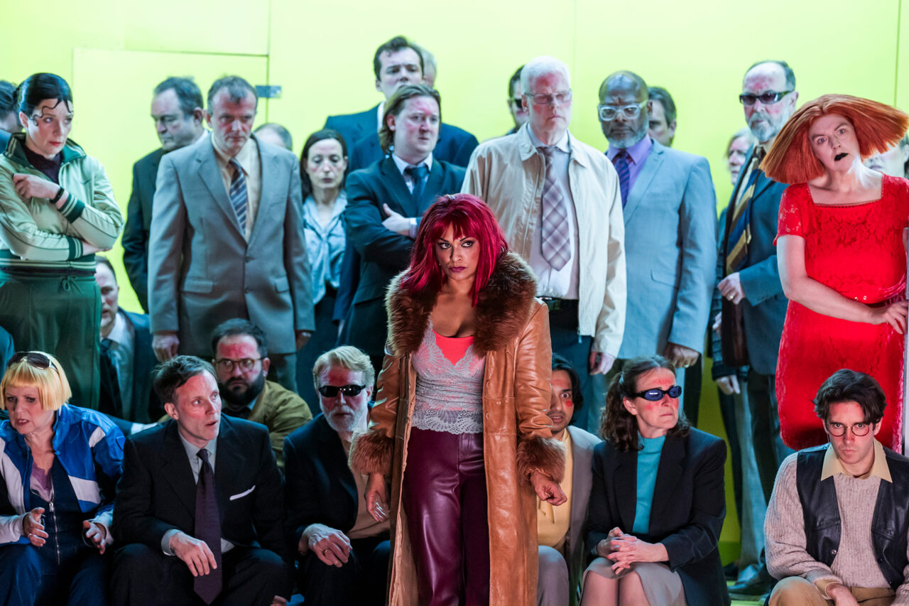 Danielle de Niese and the cast of ENO’s Rise and Fall of the City of Mahagonny 2026 © Tristram Kenton 