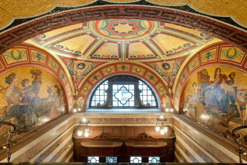 Interior architectural details. Photo by Guillaume de Laubier.