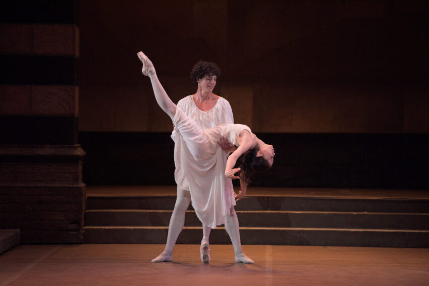 English National Ballet dancers in Rudolf Nureyev's Romeo & Juliet (c) Laurent-Liotardo